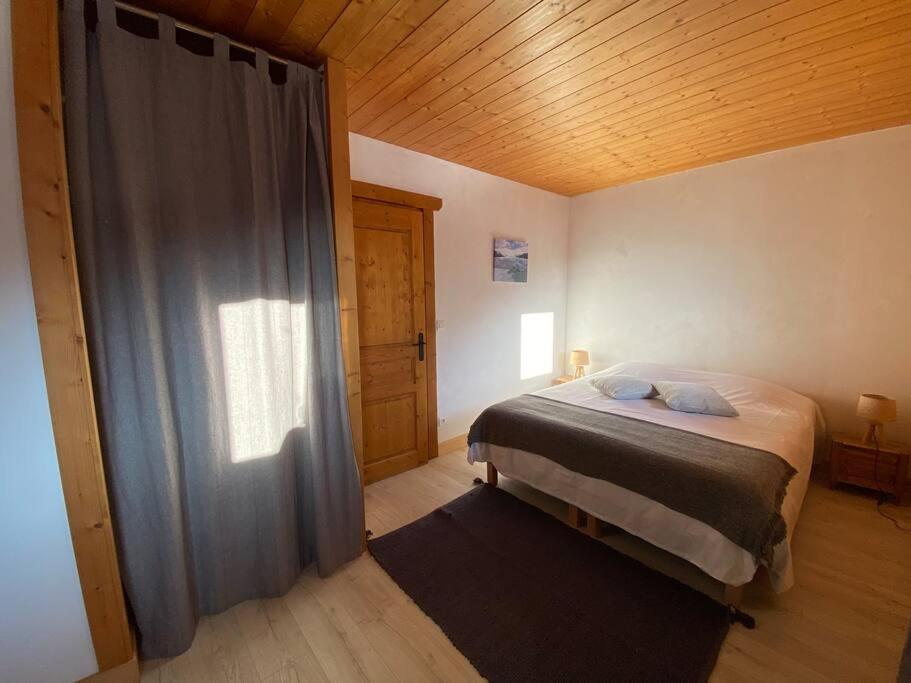 Appartement A Queige Exteriör bild